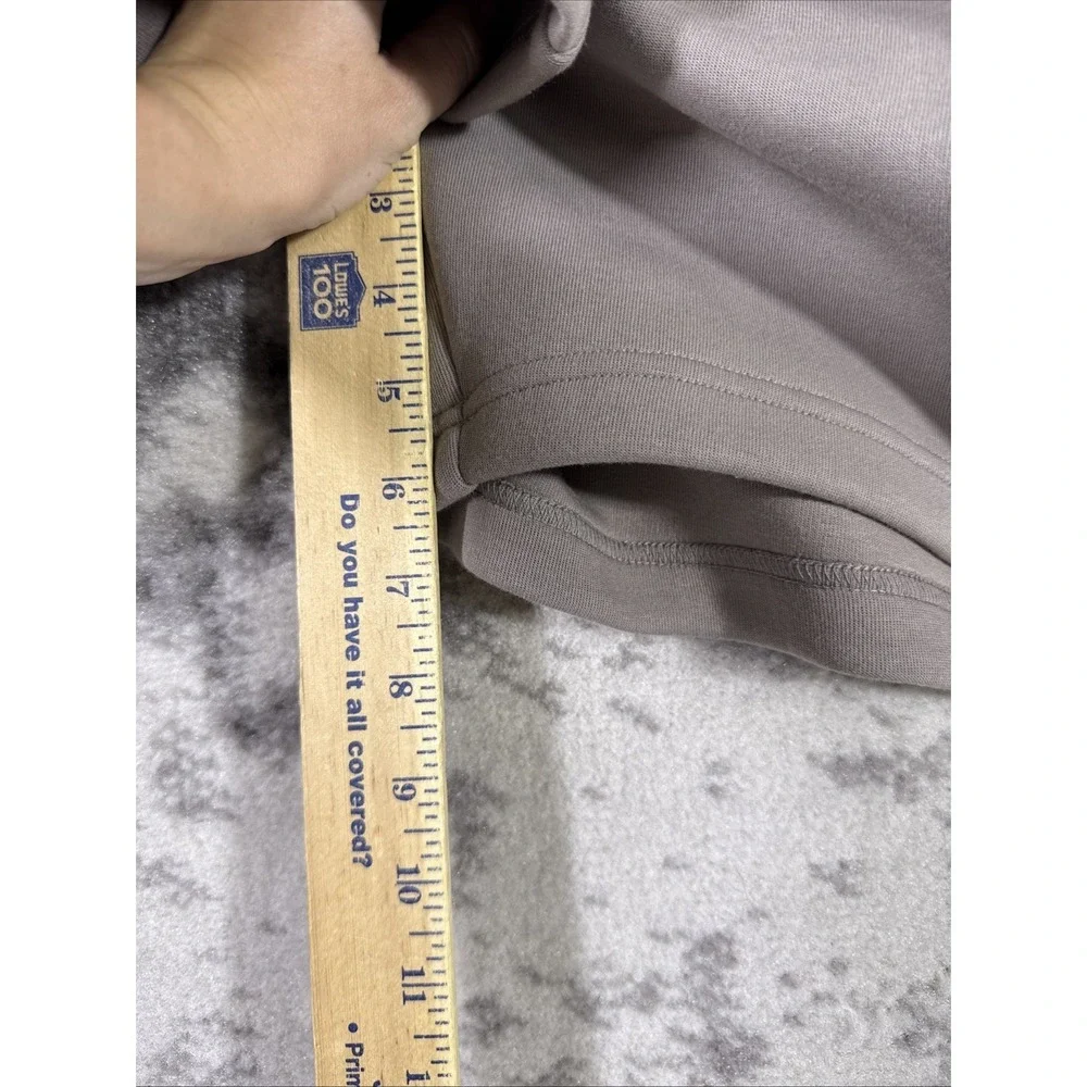 New‎ Reebok Sweat Shorts Mens Size XXL Dull Beige Low Key Casual Comfort Stretch